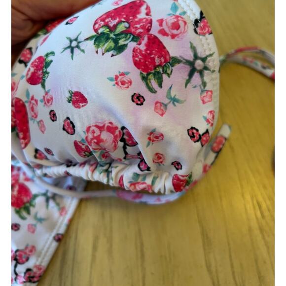 Women’s Strawberry Print Bikini Sets Swimsuit Large Booty Summer Vacation String - Picture 7 of 7